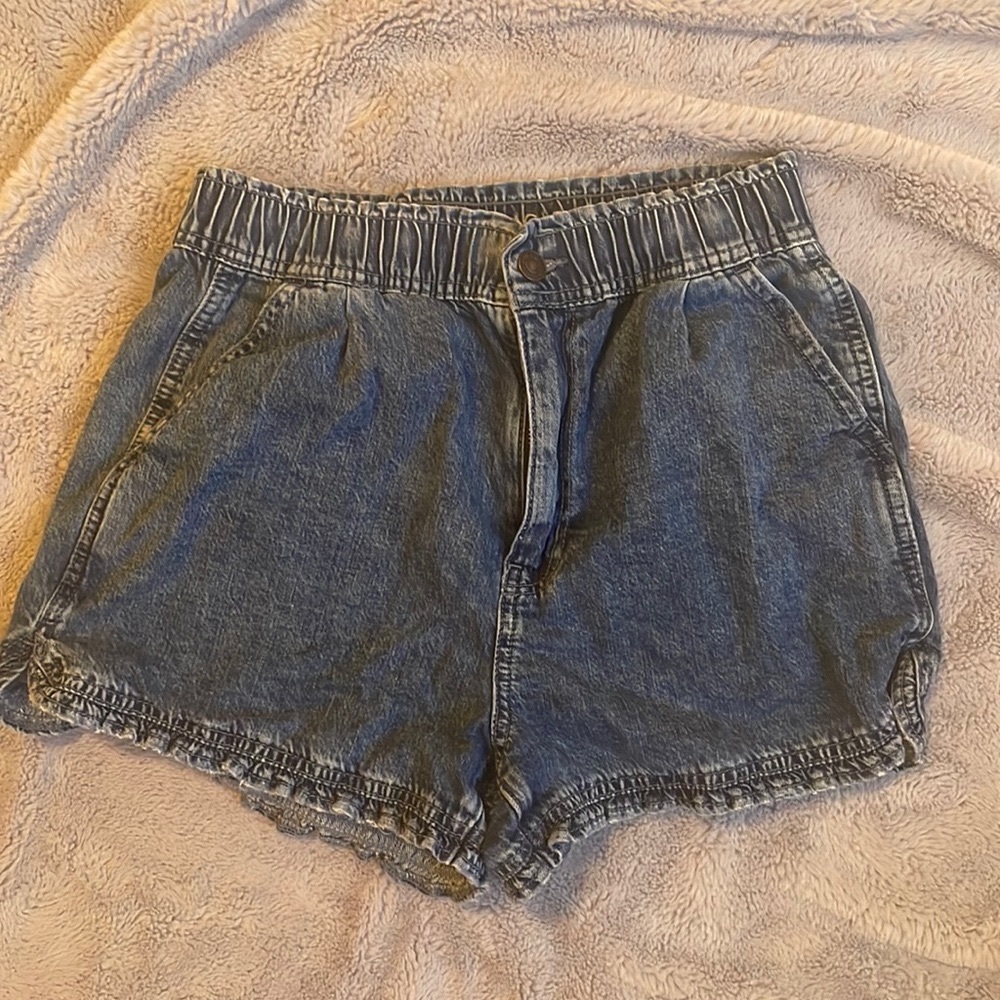 AE Mom Jean Shorts - Picture 2 of 5